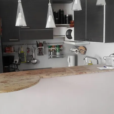 In Cannes, With Furnished Balcony And Wifi - 100 M From The Bea *